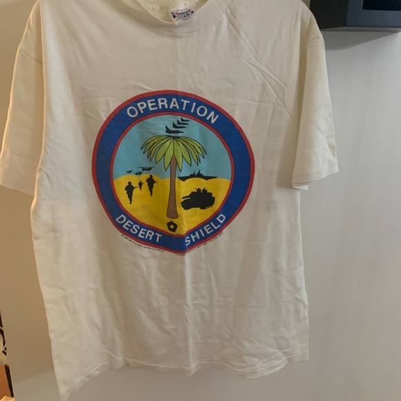 Vintage 1990 DESERT SHIELD T-SHIRT - Mens Size LG 42-44 - Picture 11 of 15